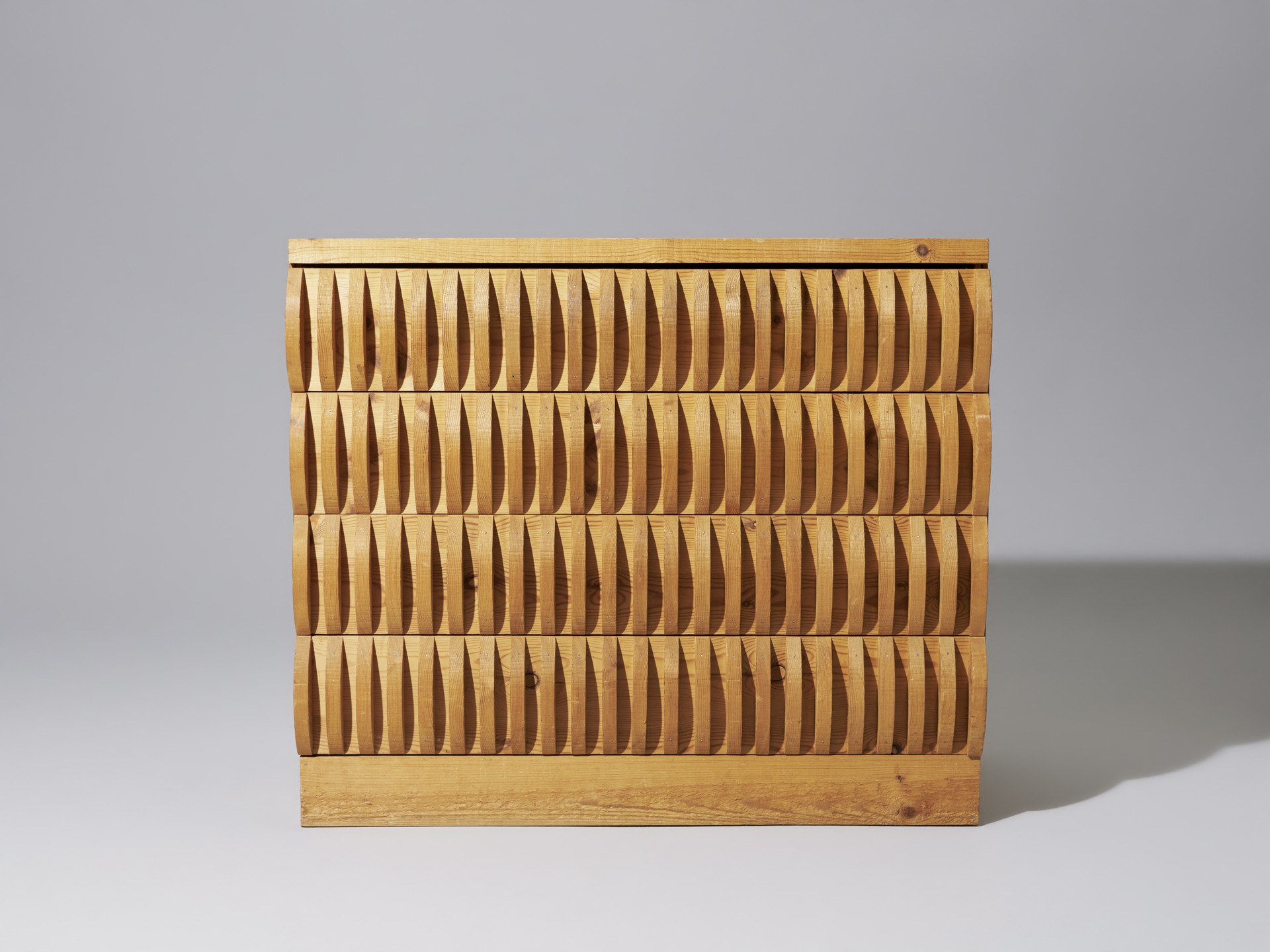 Chest of Drawers image 3