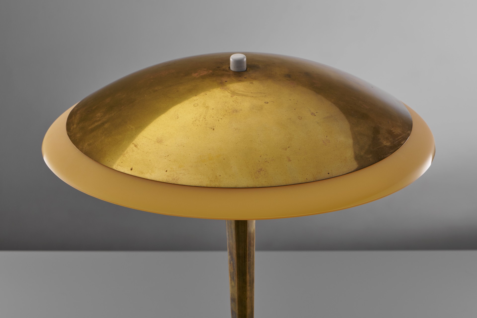 Table Lamp image 3
