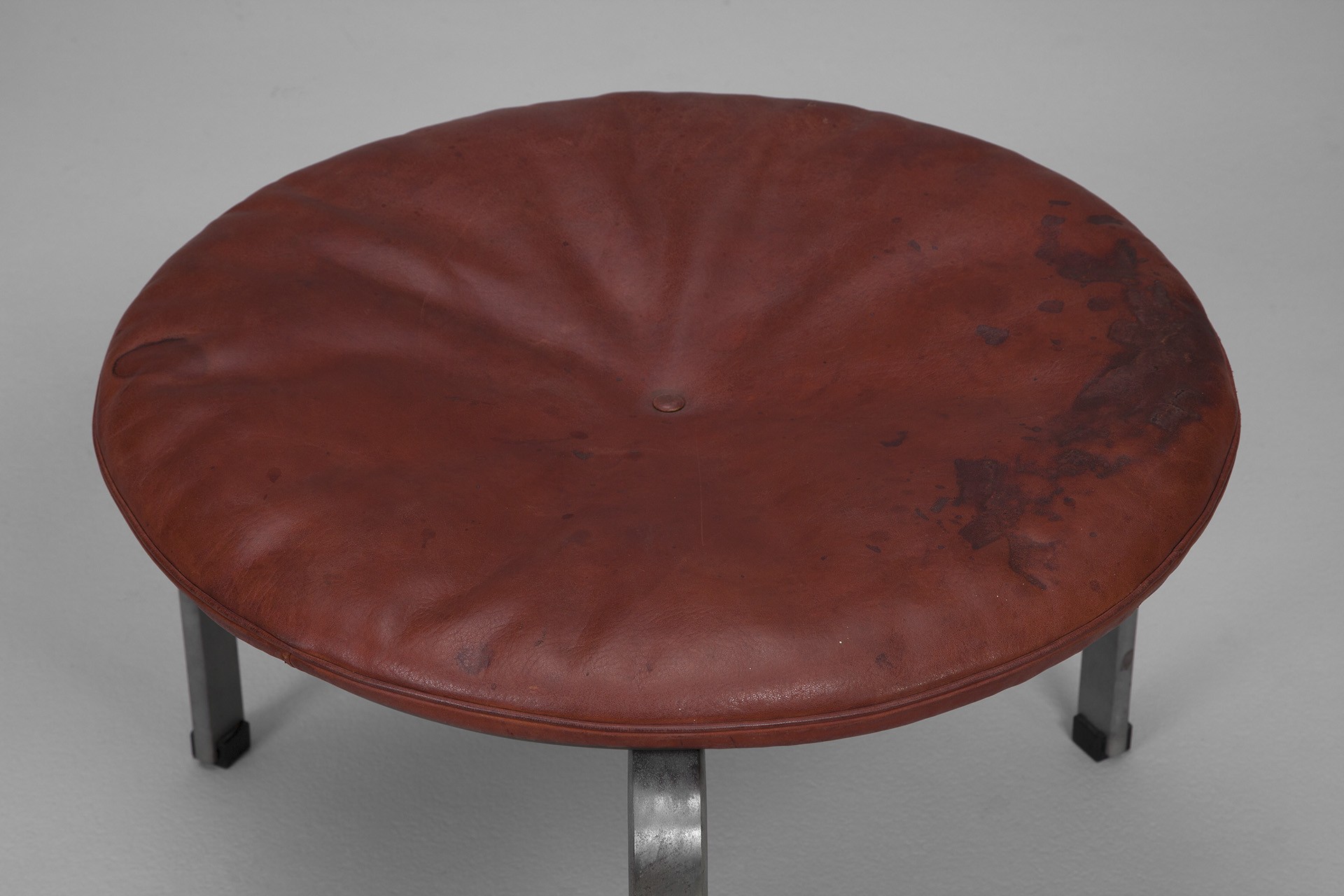Stool "Pk 33" image 3