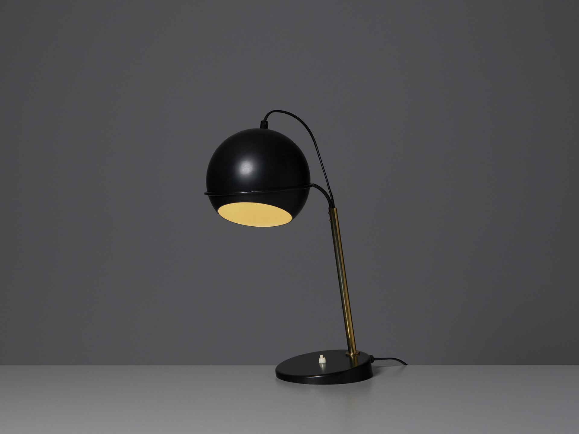 Table Lamp image 2