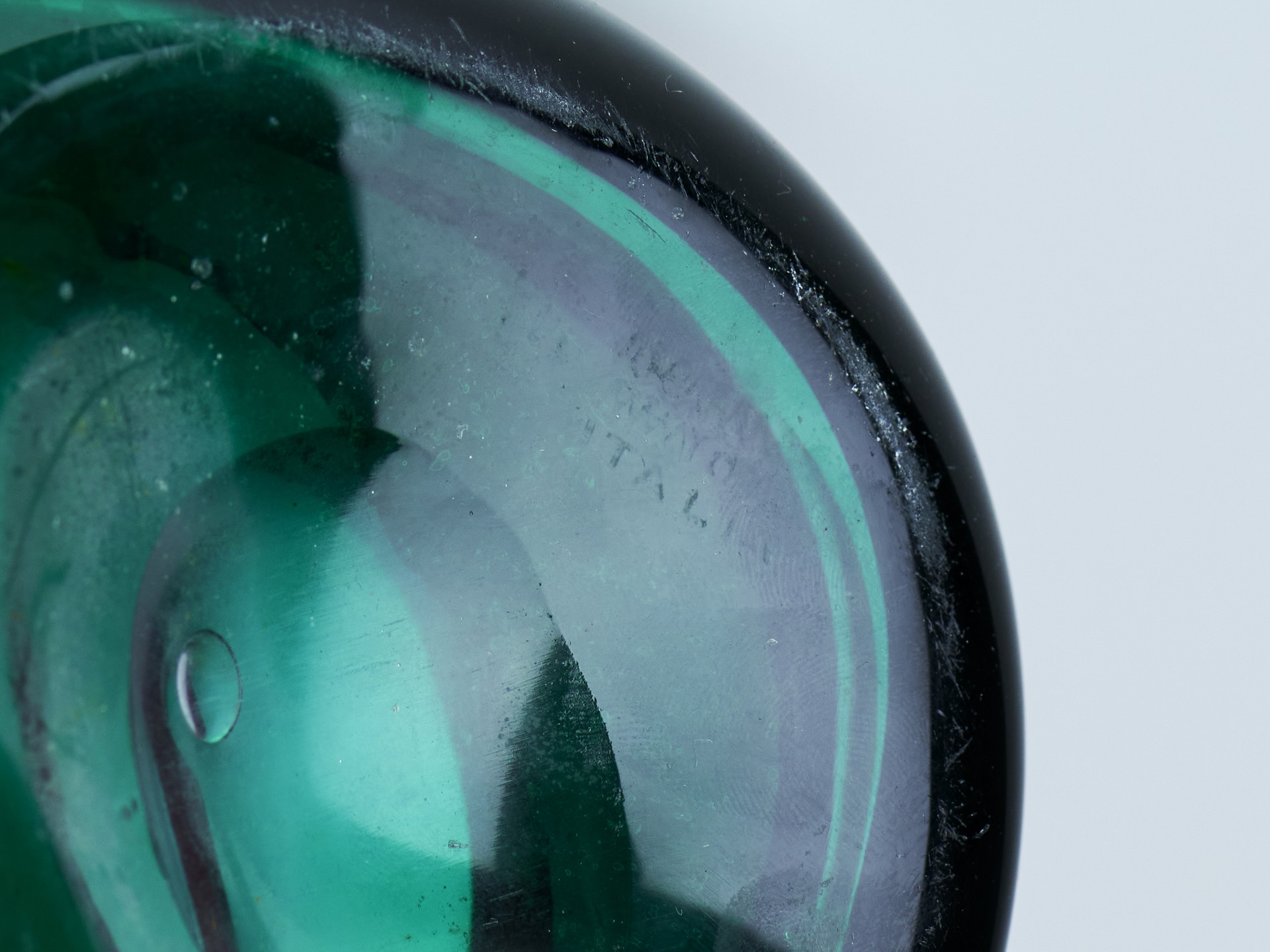 Vase image 9