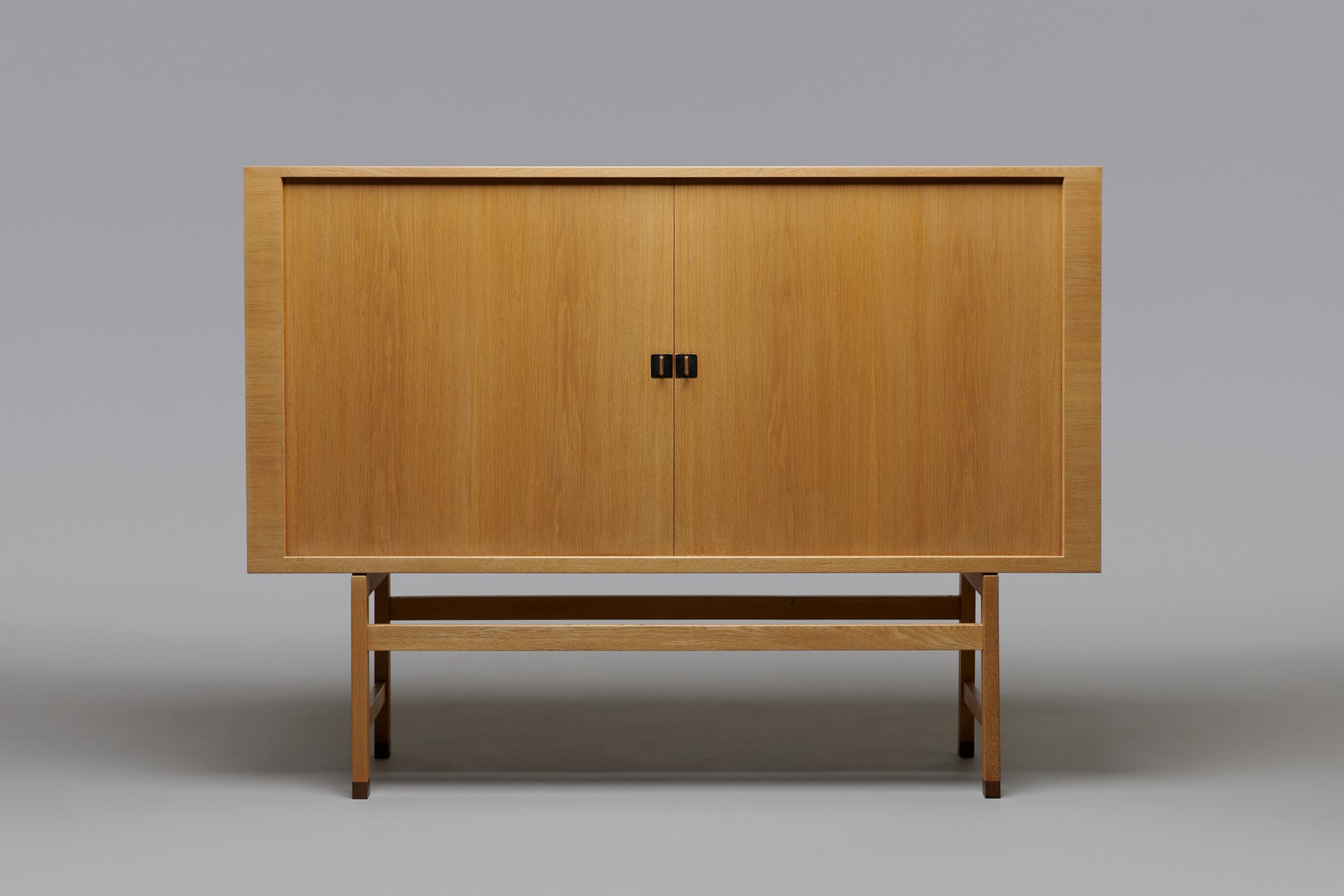 Sideboard, Model no. RY 34 image 2