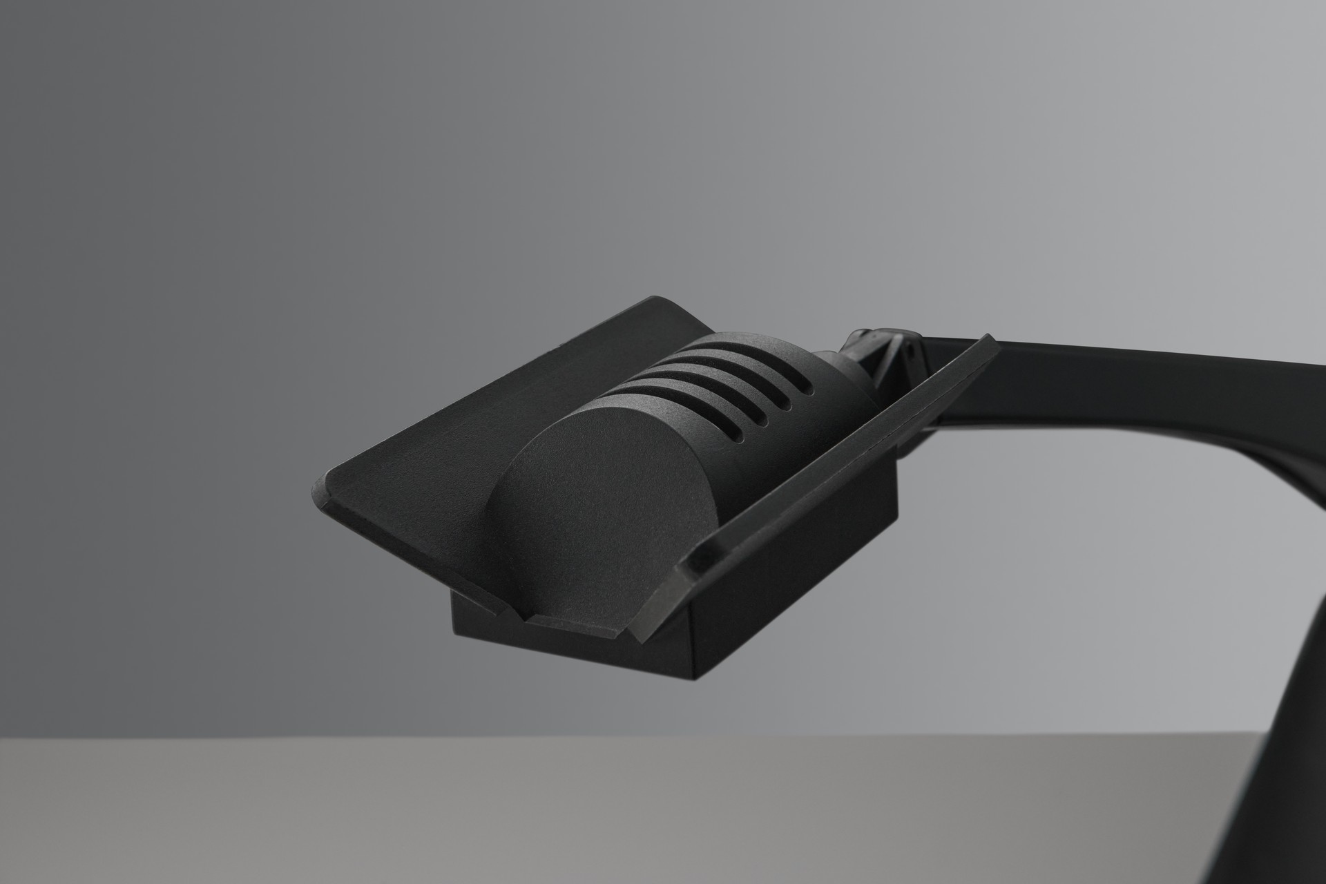'Messer' Table Lamp image 8