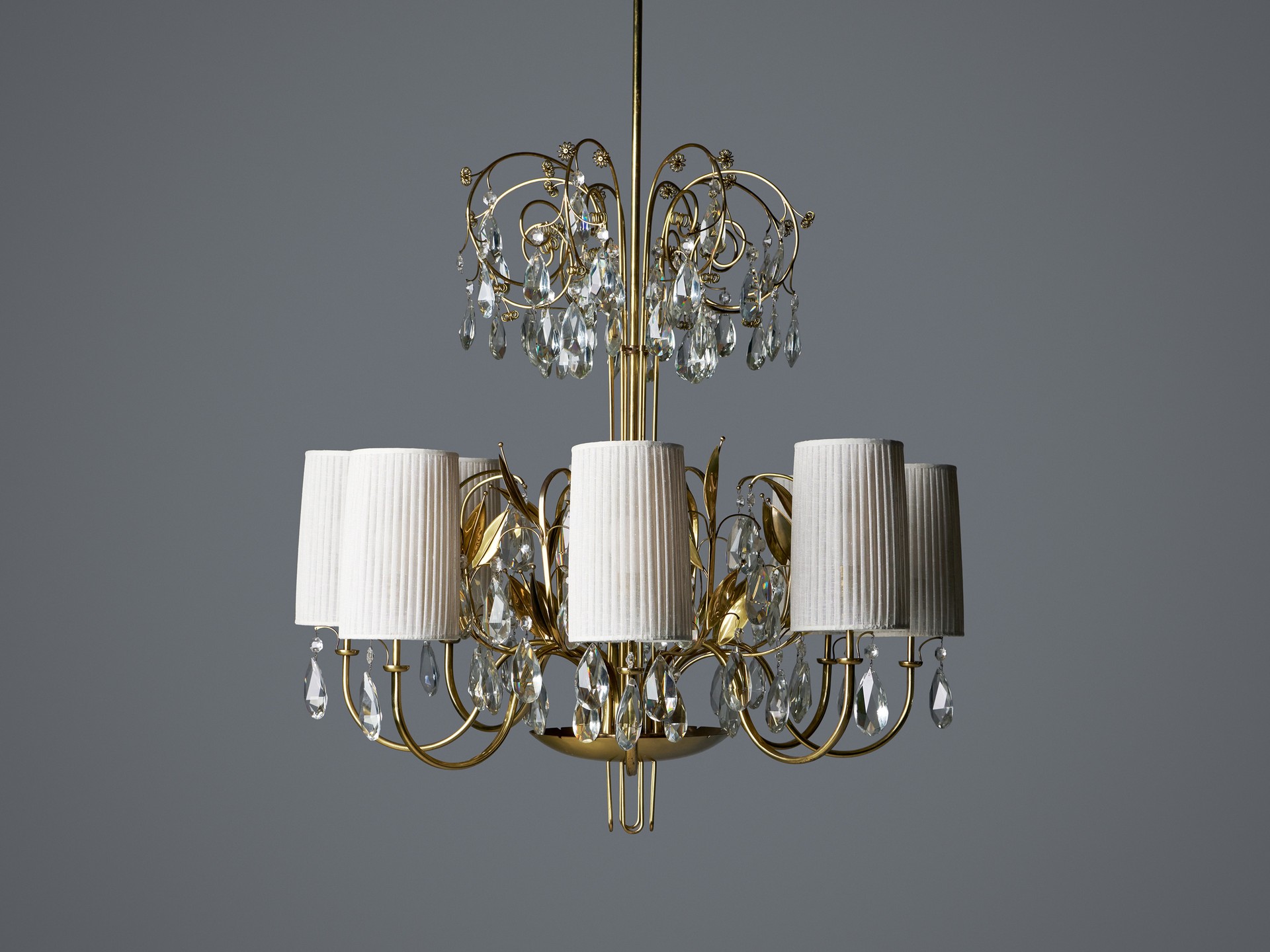 Chandelier image 4