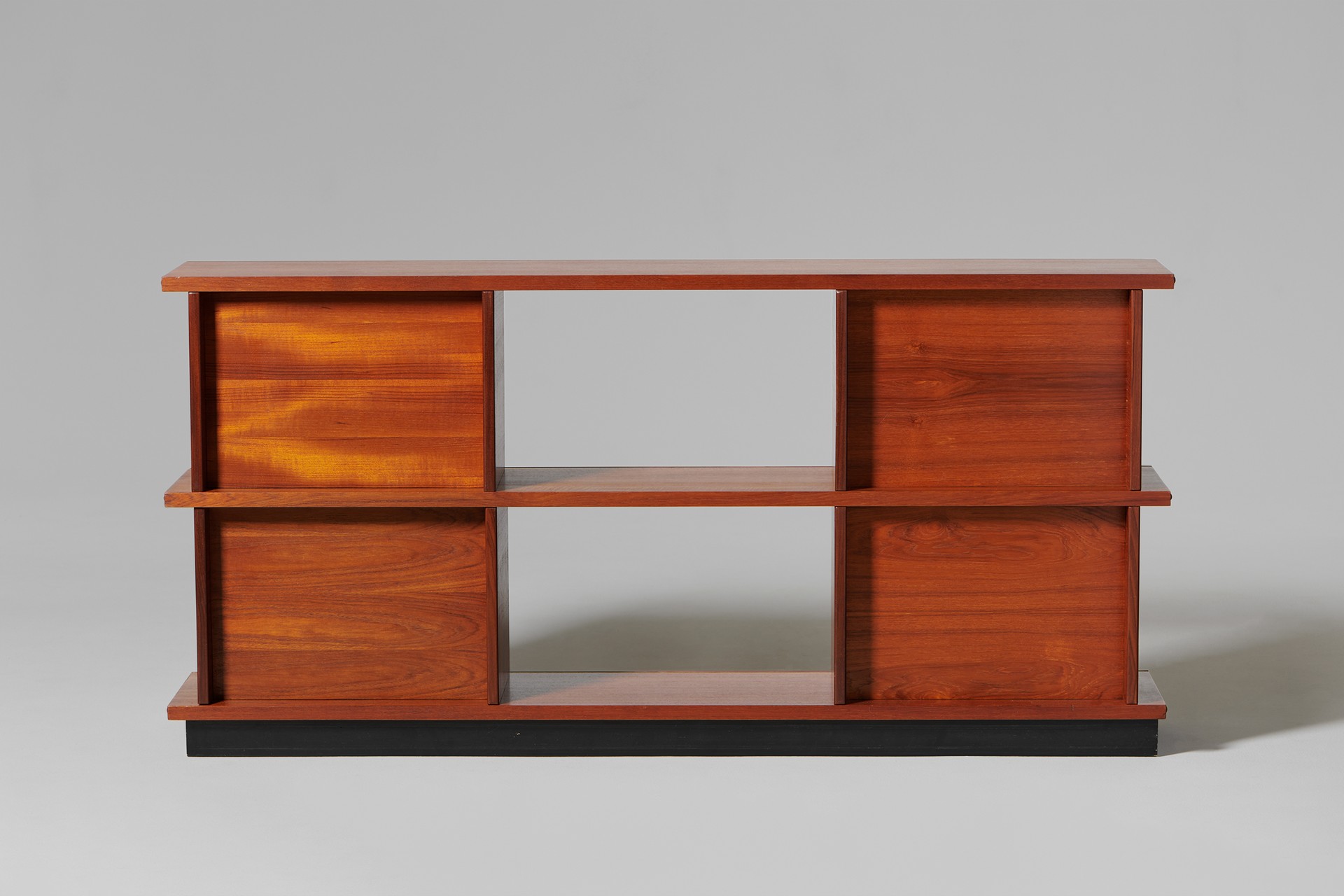 'Pala' Bookshelf image 4