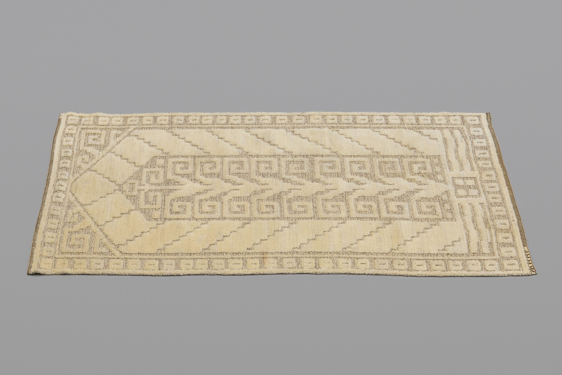 'Vita Spetsporten' Carpet image 2