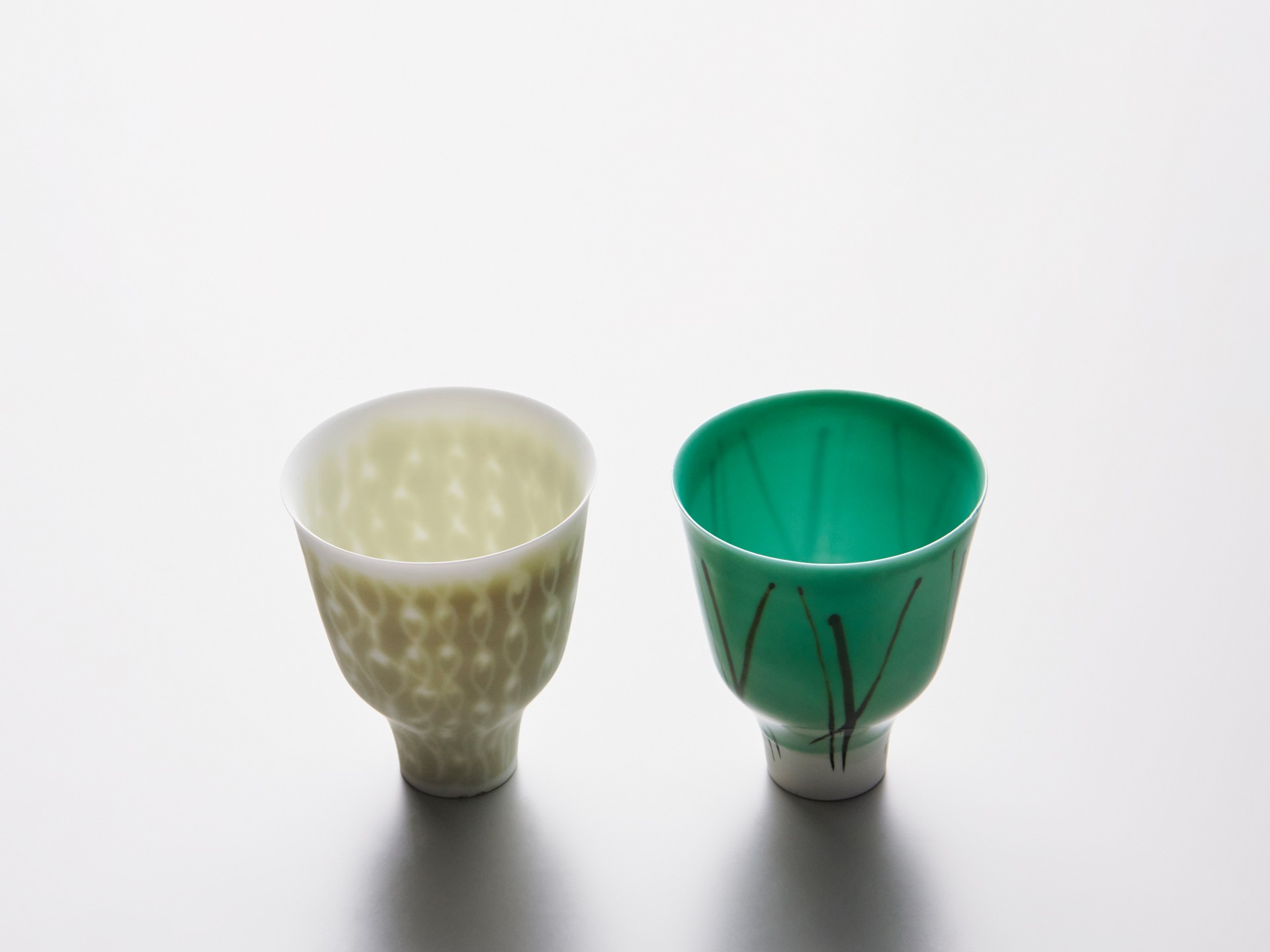 Pair of 'Cintra' Vases image 2