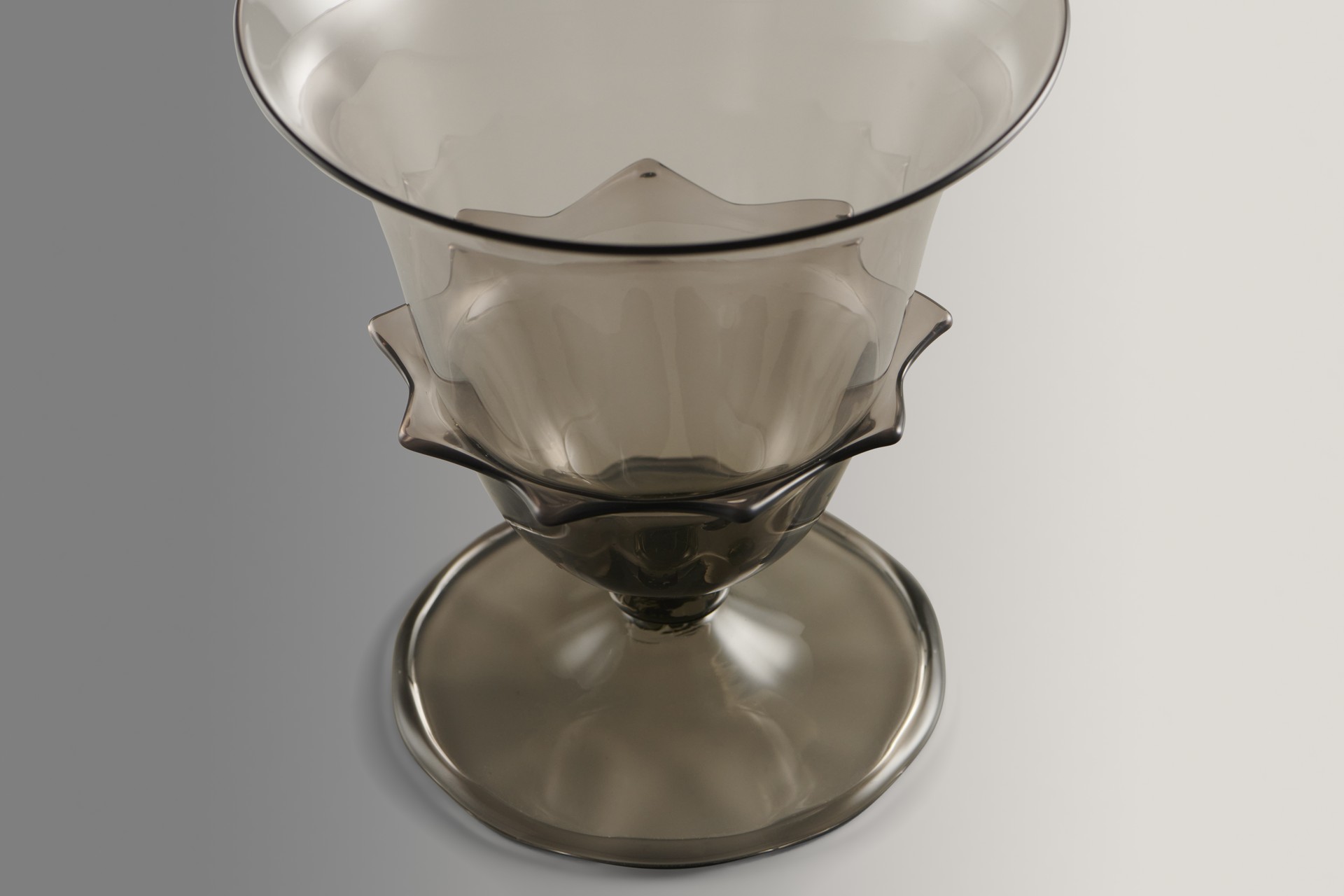 Vase image 2