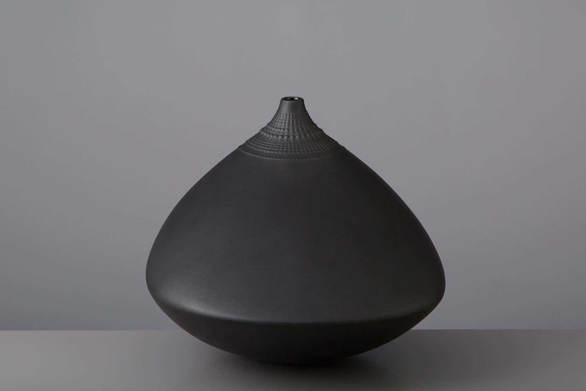 Large 'Pollo' Vase image 2