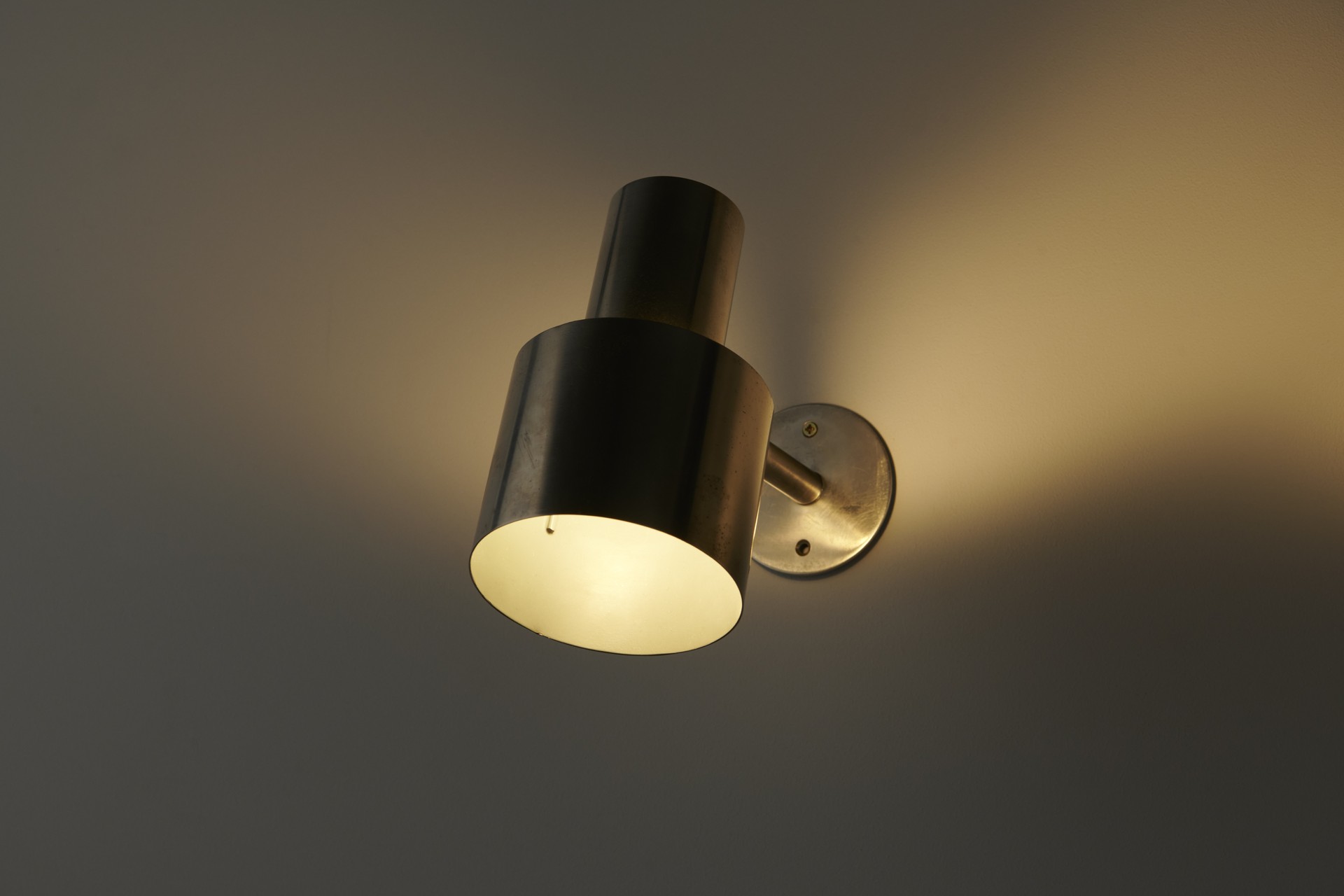 Pair of Wall Lamps image 5