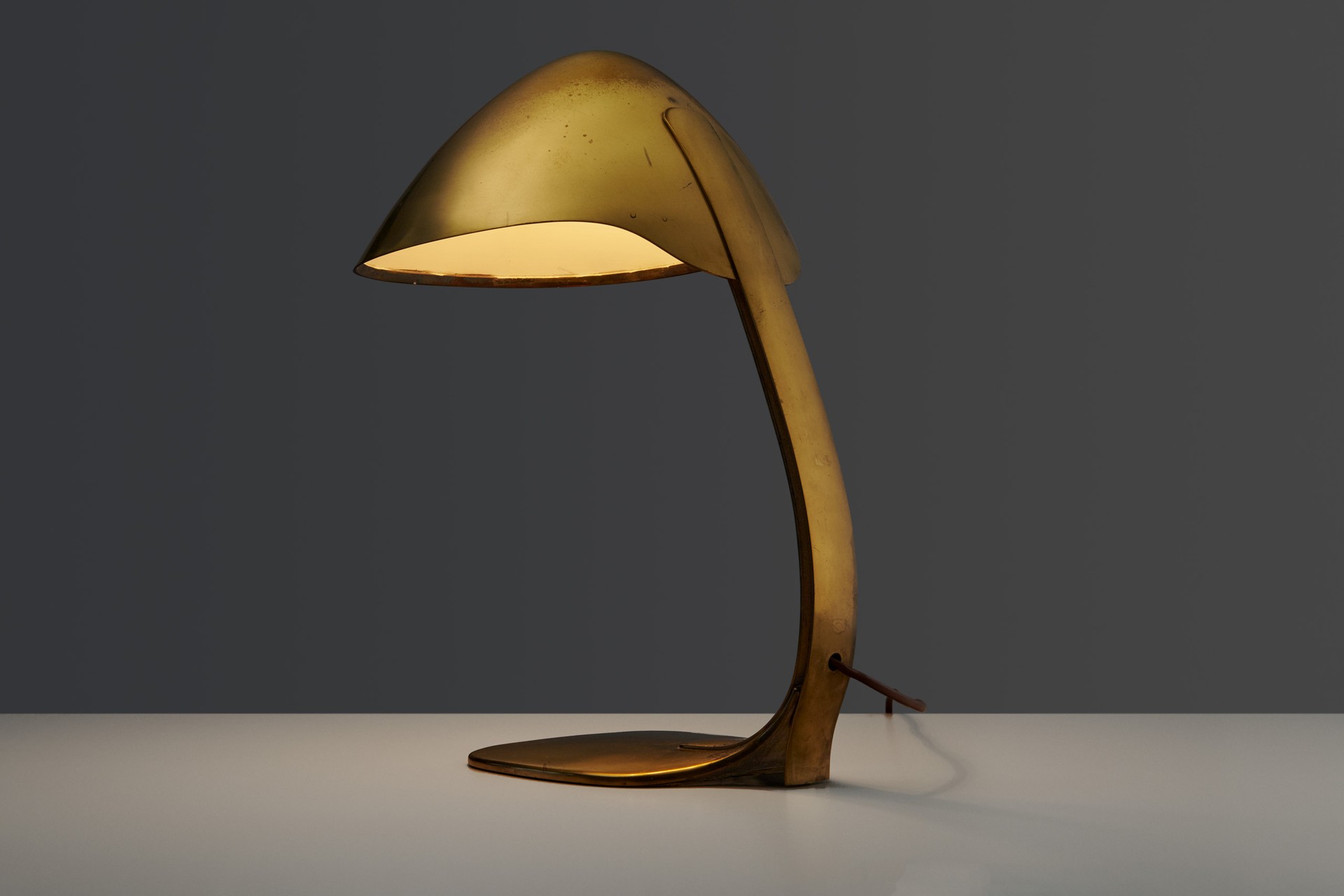 Table Lamp image 2
