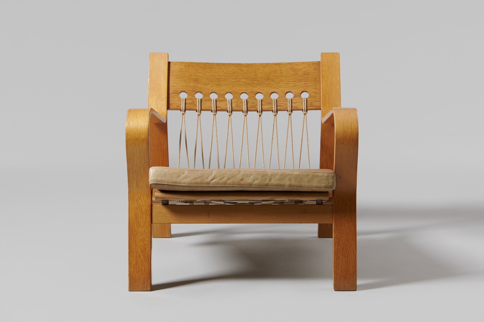 Pair of Easy Chairs Model no. GE 671 image 5