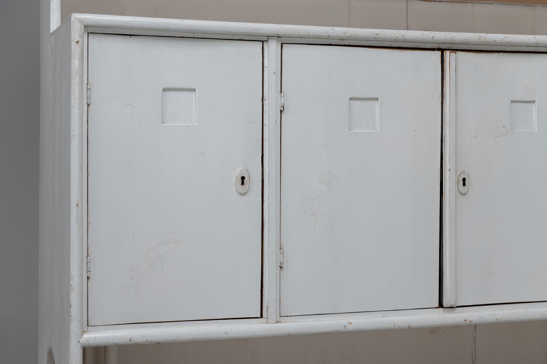 Cabinet image 6