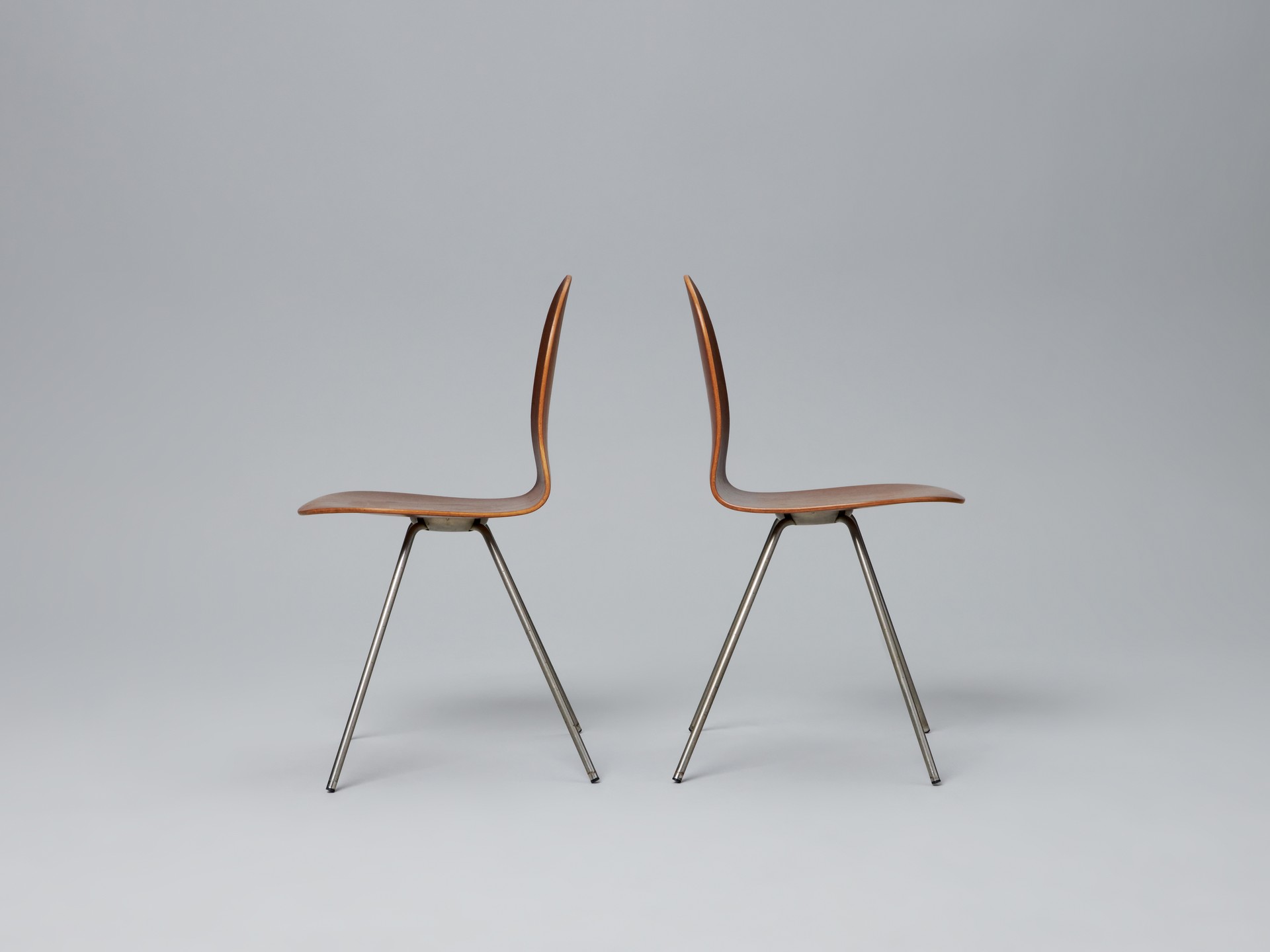 Set of Four 'The Tongue' Chairs image 4