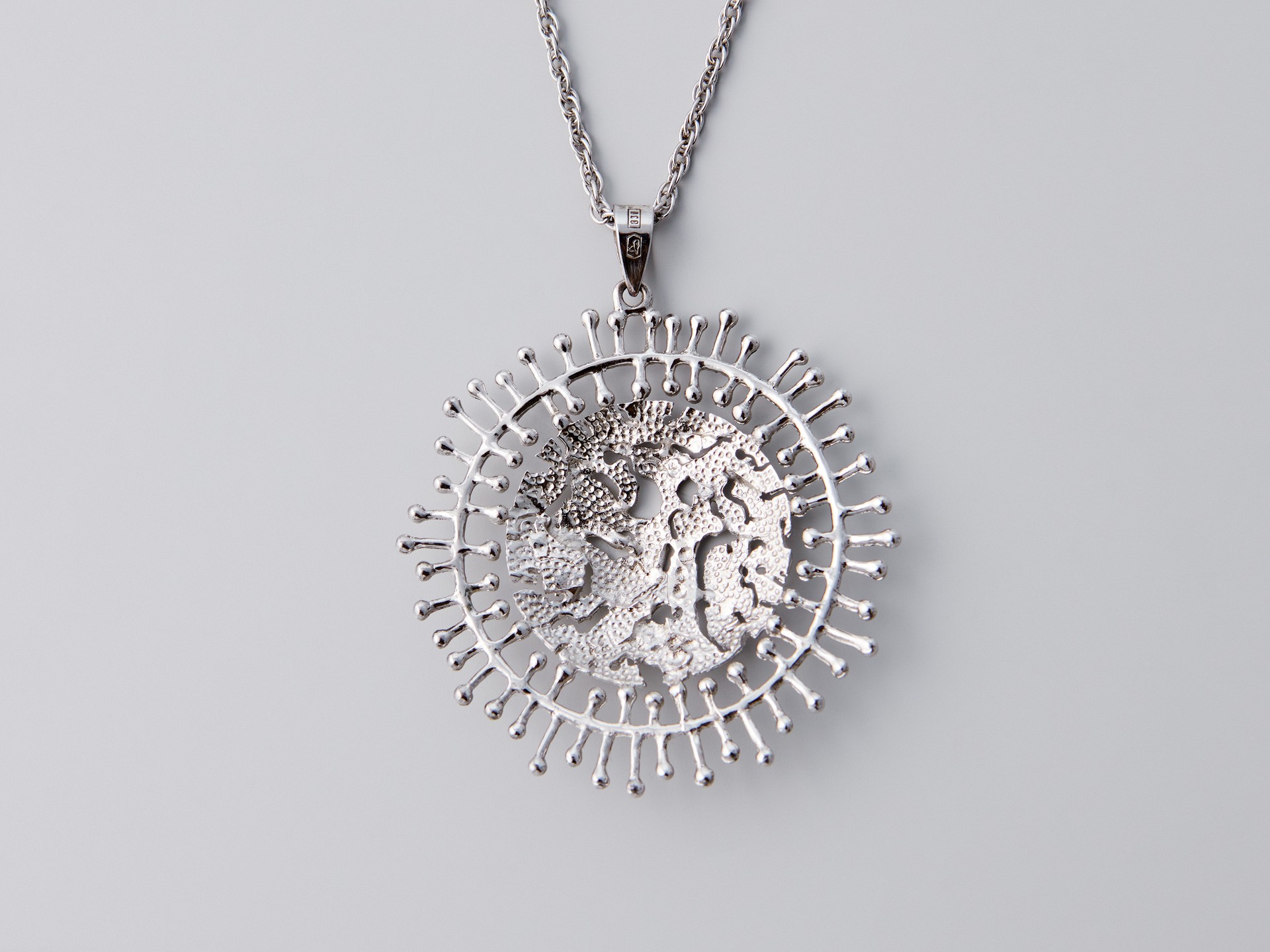 'Full Moon' Necklace image 4