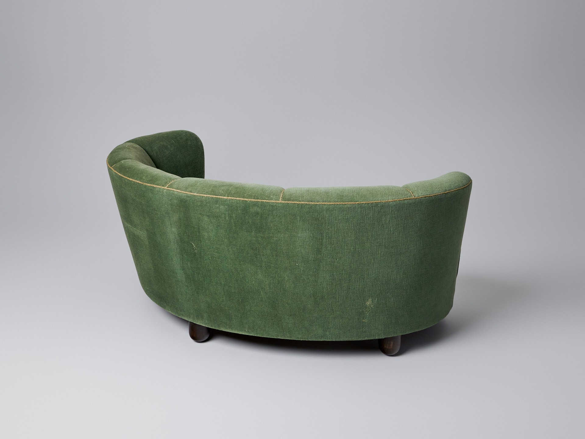 Curved Sofa image 4