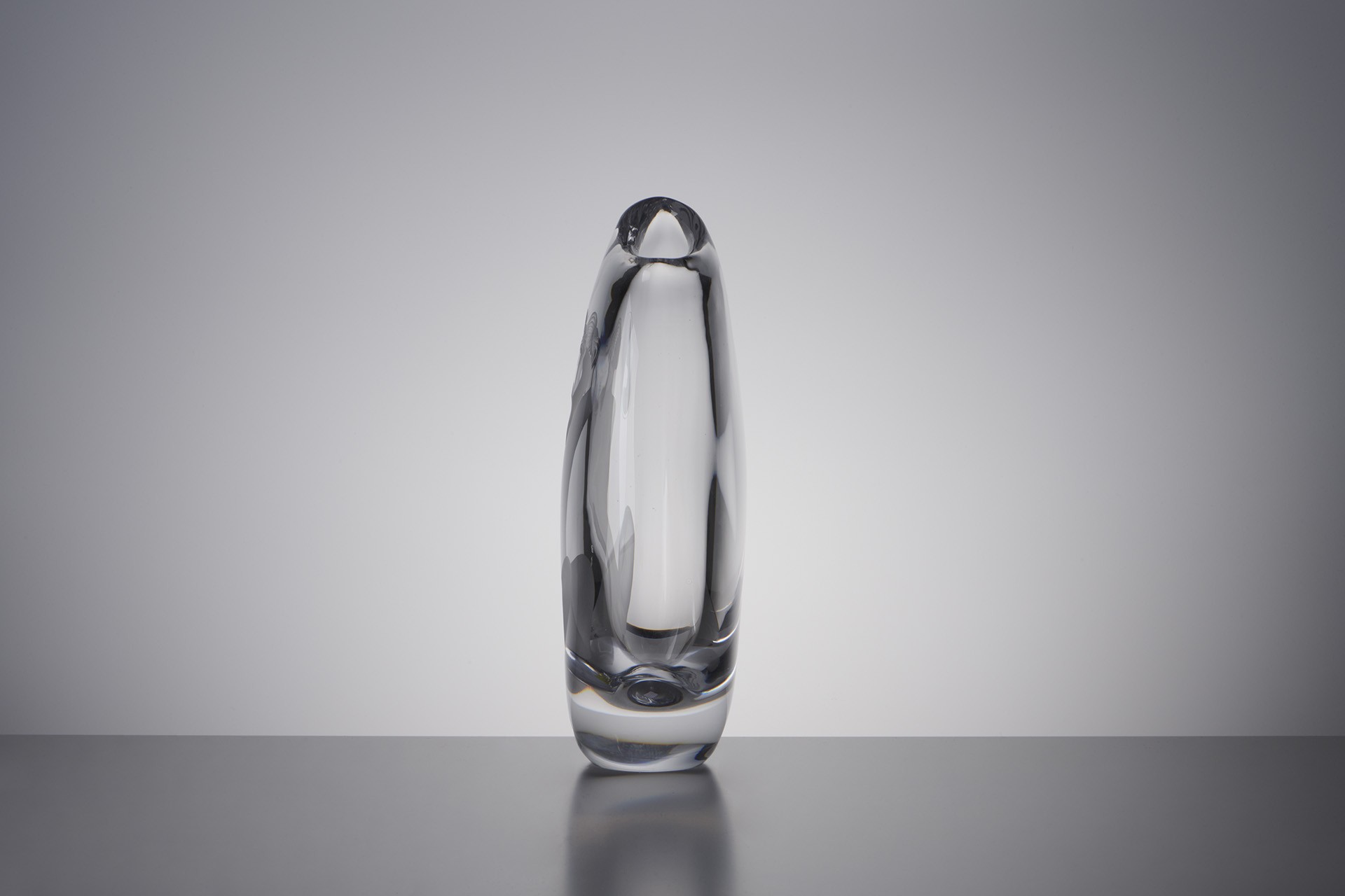 'Fåfanga (Vanity)' Vase image 3