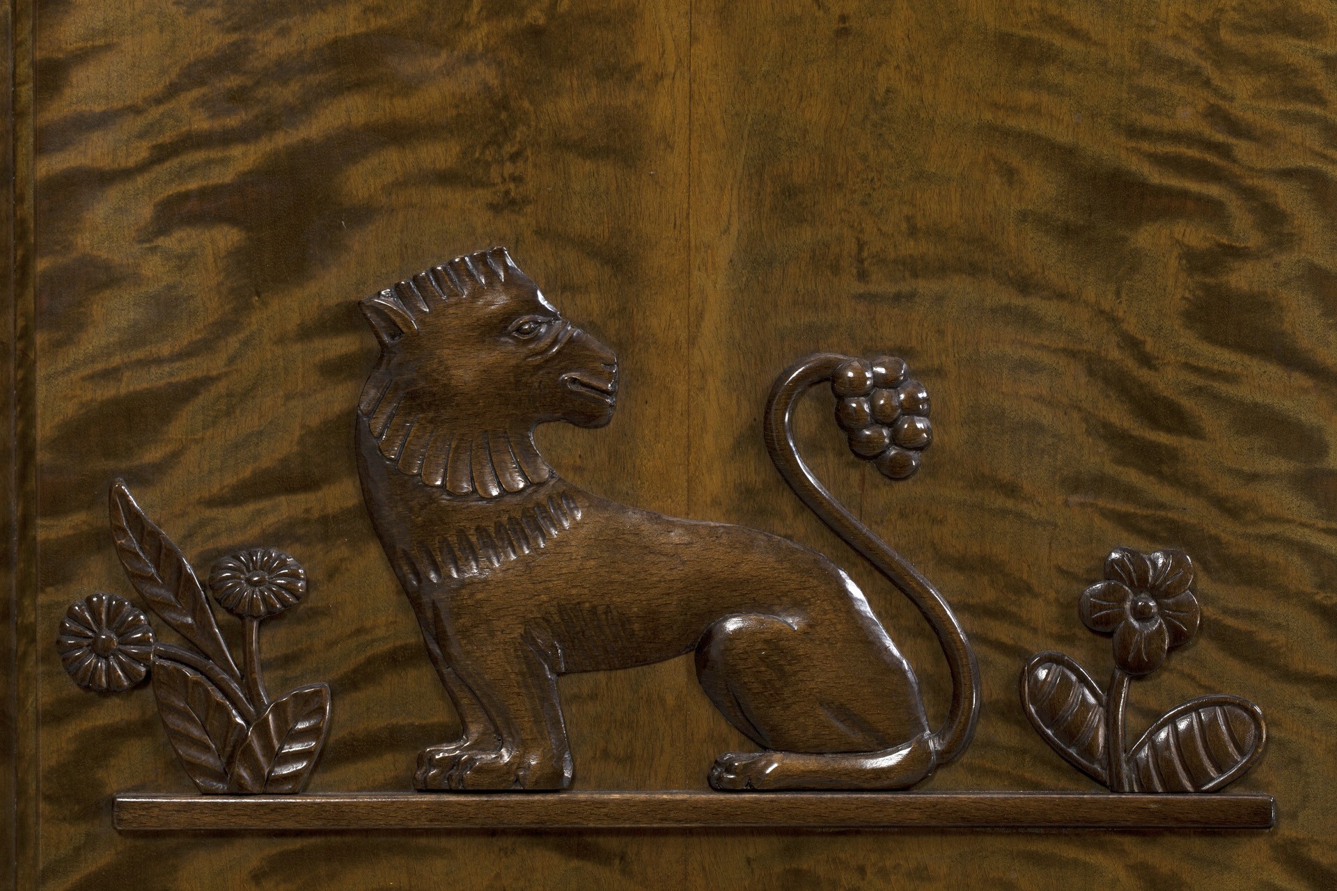 Cabinet image 10