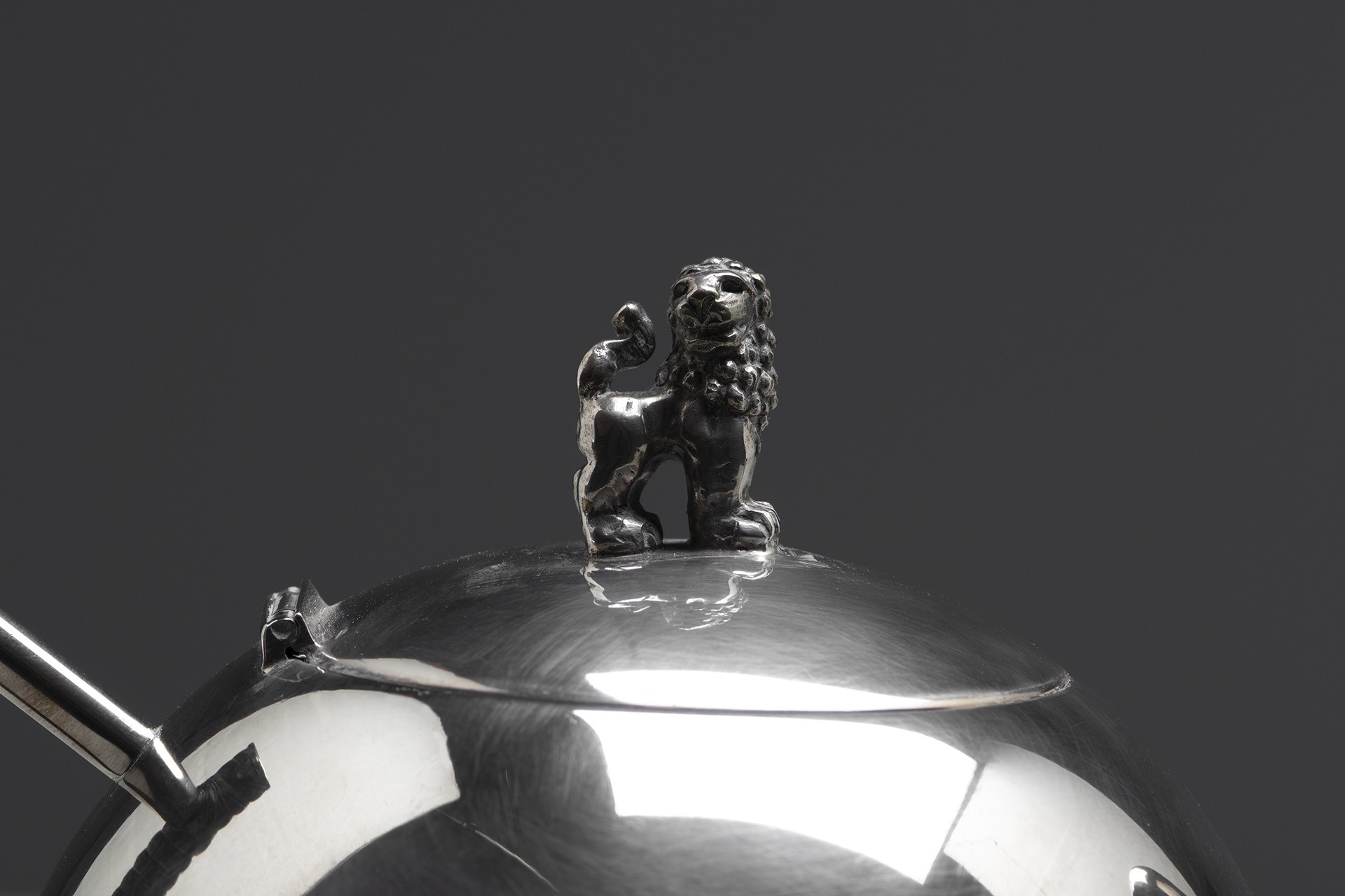 Teapot image 4