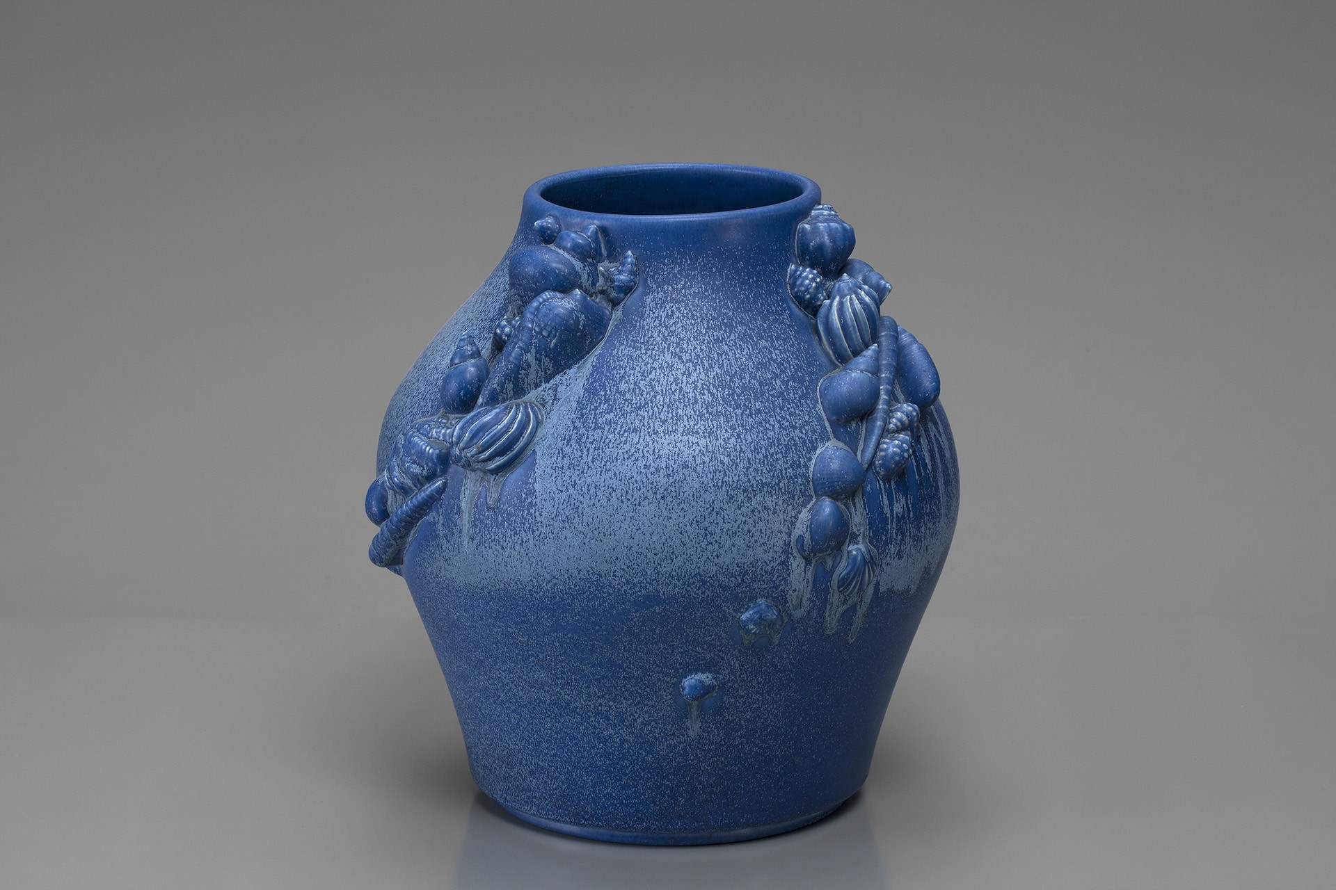 Shell Floor Vase image 4