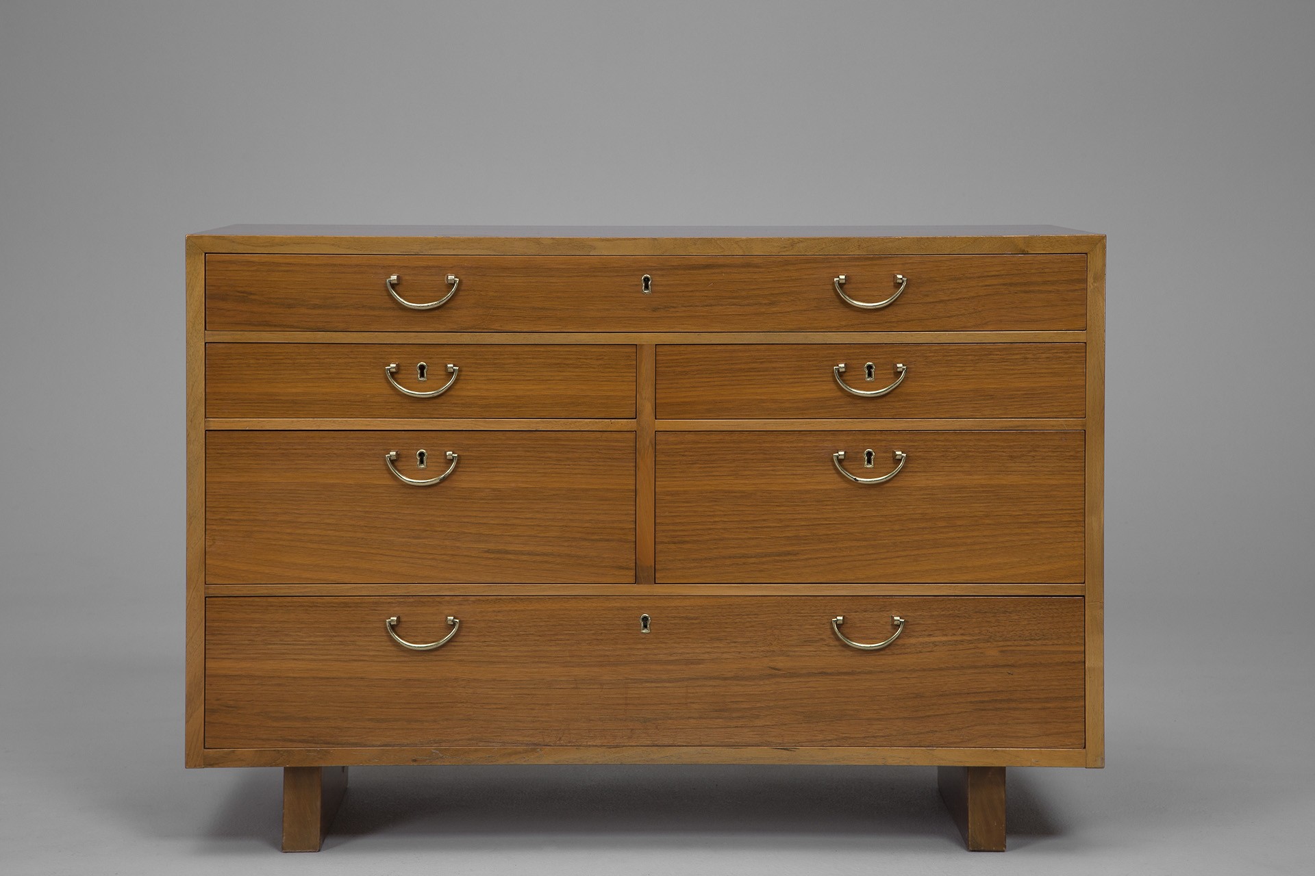 Chest of Drawers image 2