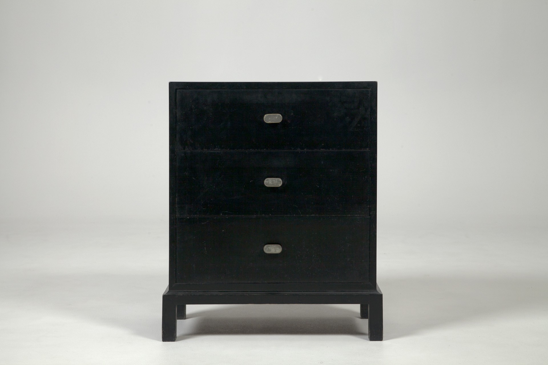 Chest of Drawers image 2