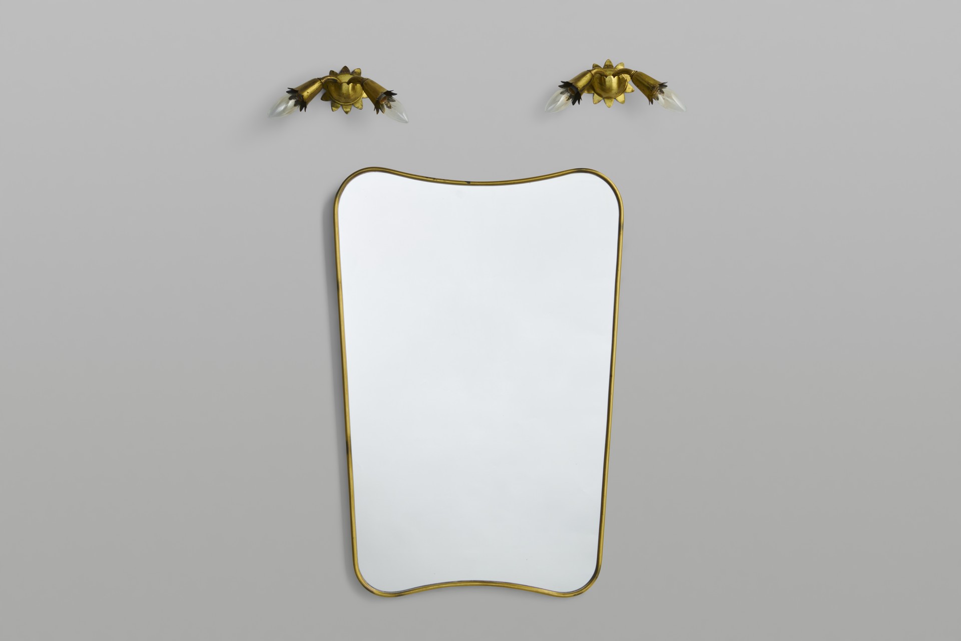 Wall Mirror with Lights image 3