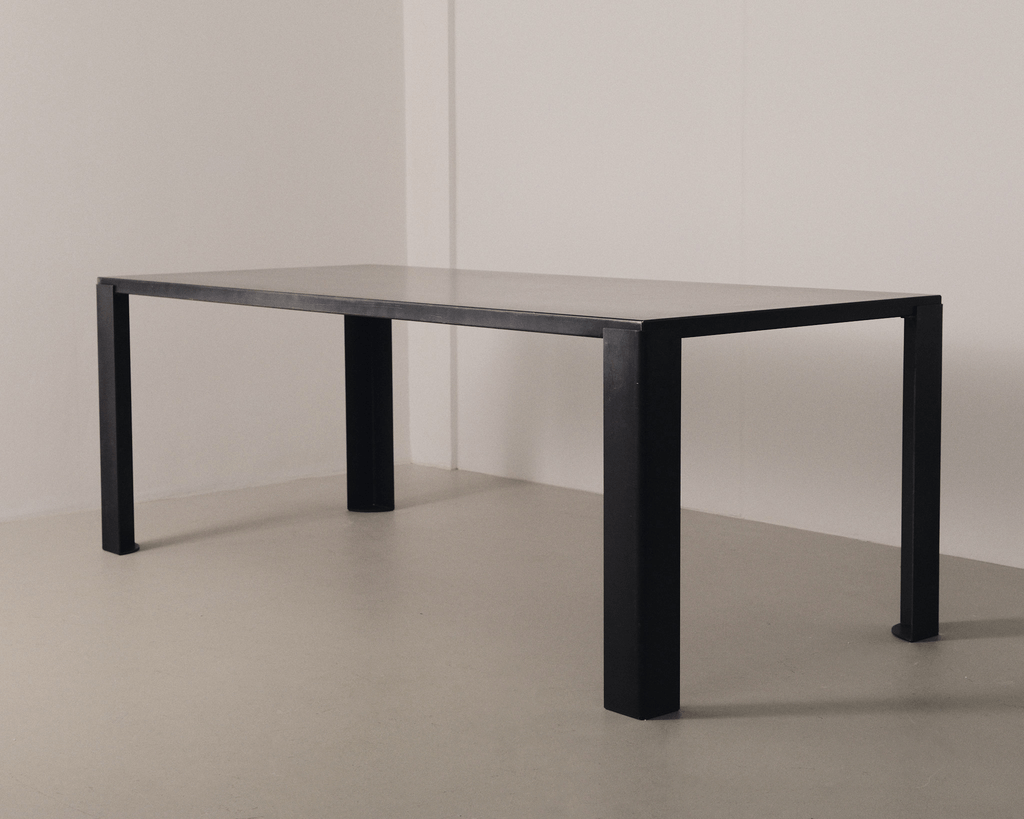 Steel dining table 'Big Irony'