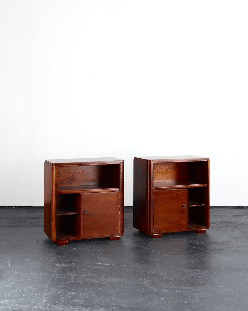 Pair Of Modernist Weimar Walnut Bedsides