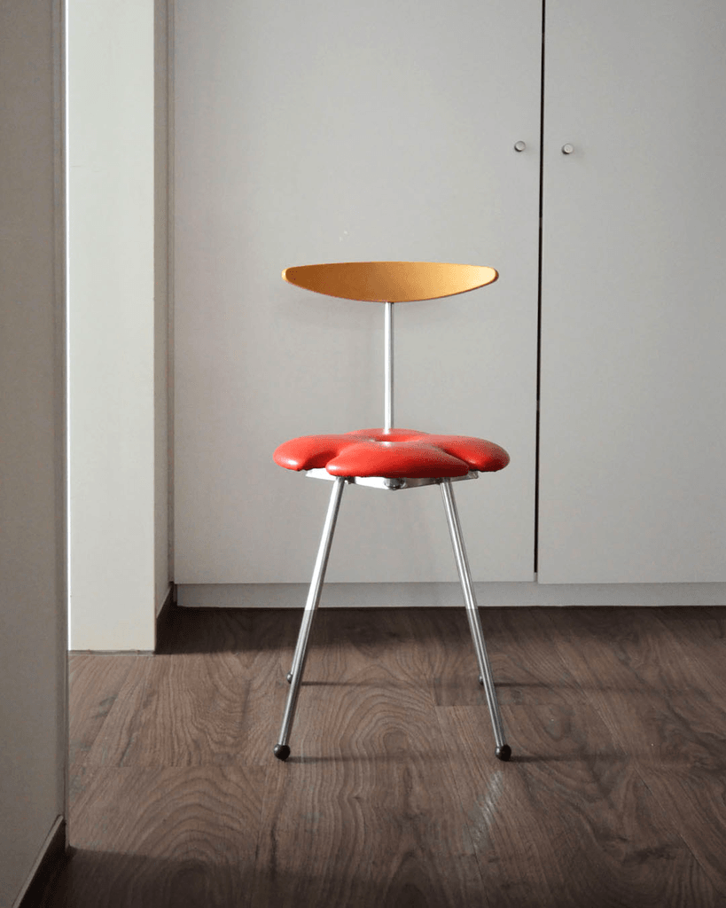 Clover chair