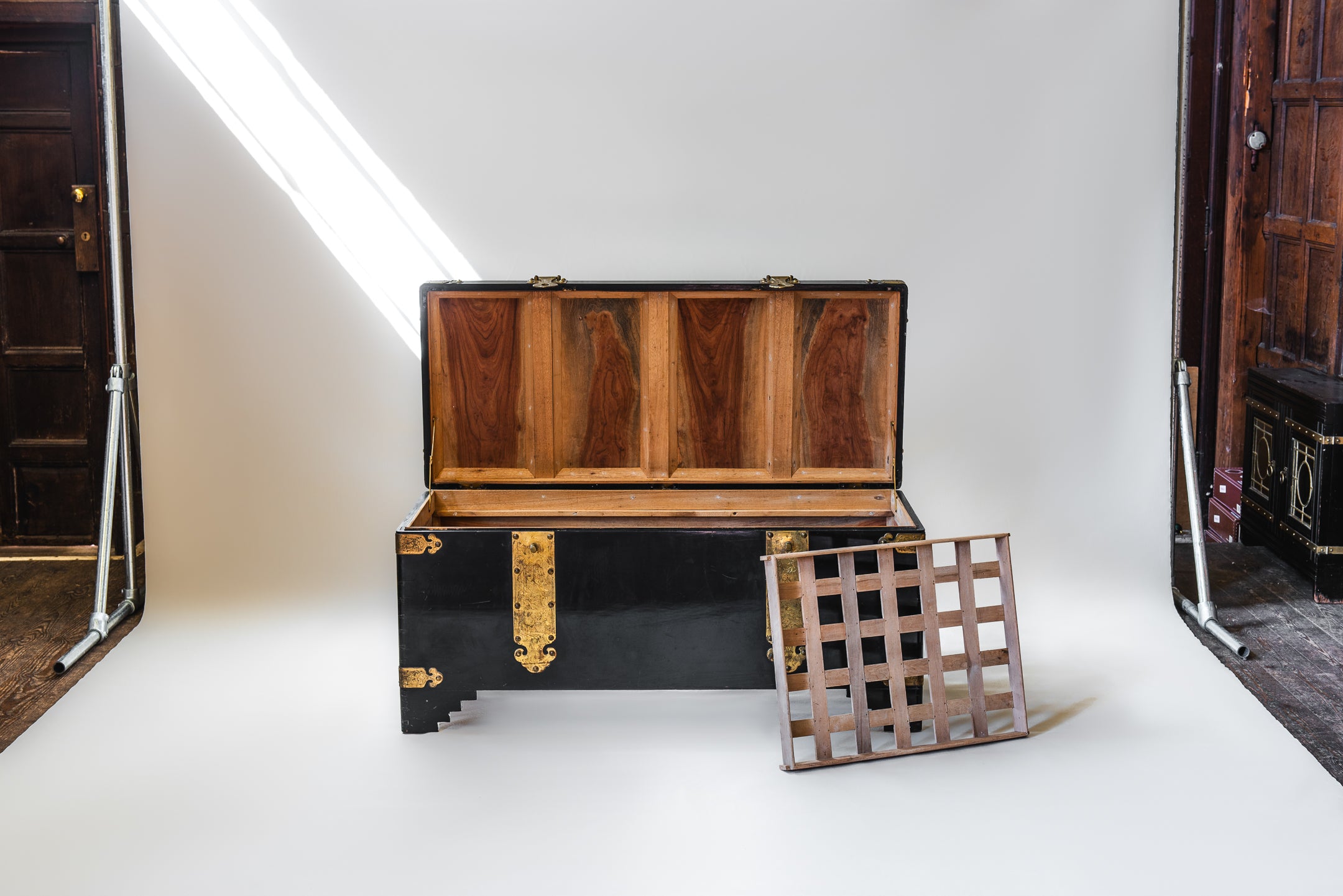 A Lacquered Camphor-wood Trunk image 3