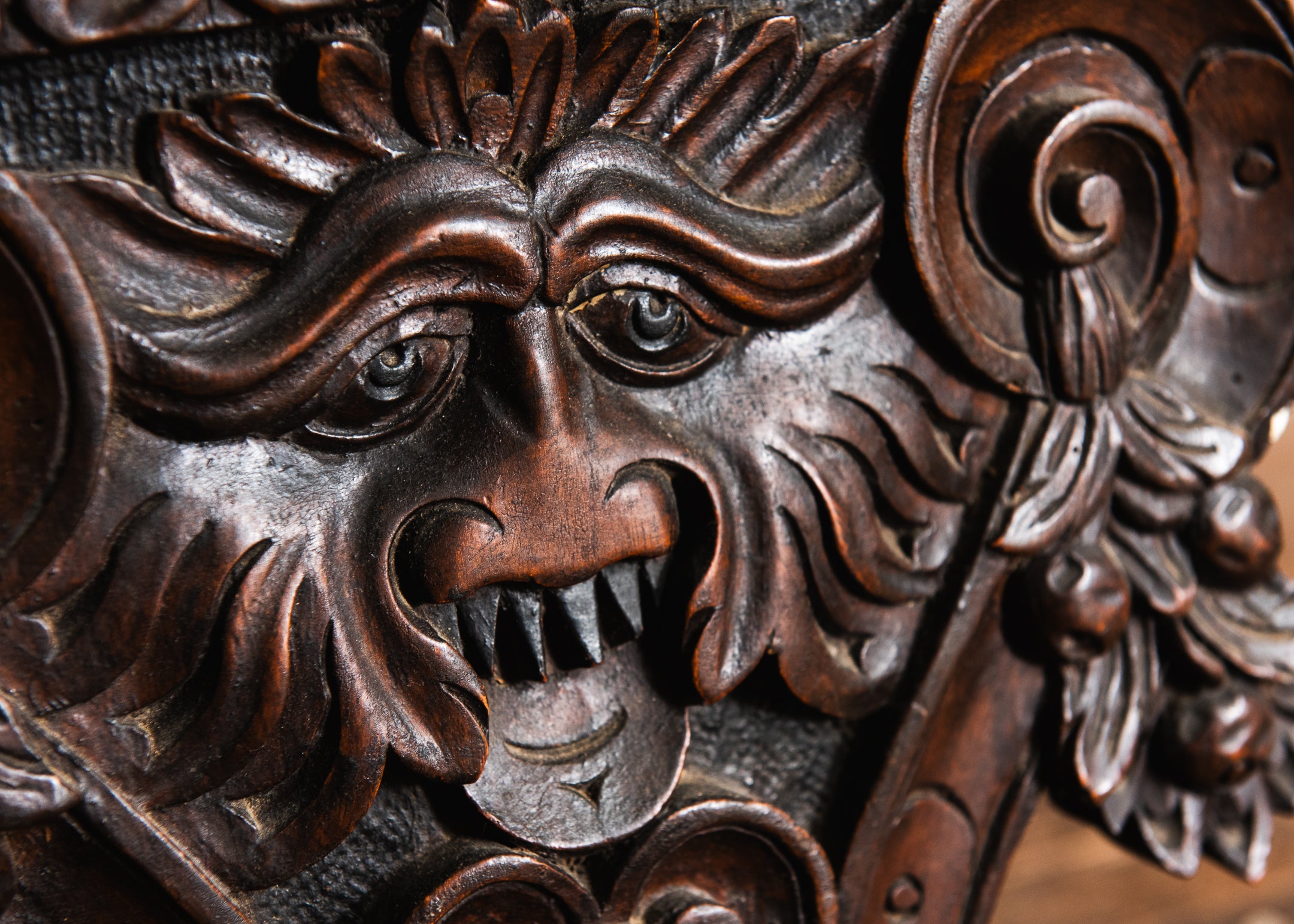 Four Carved Walnut Sgabello Hall Chairs image 5