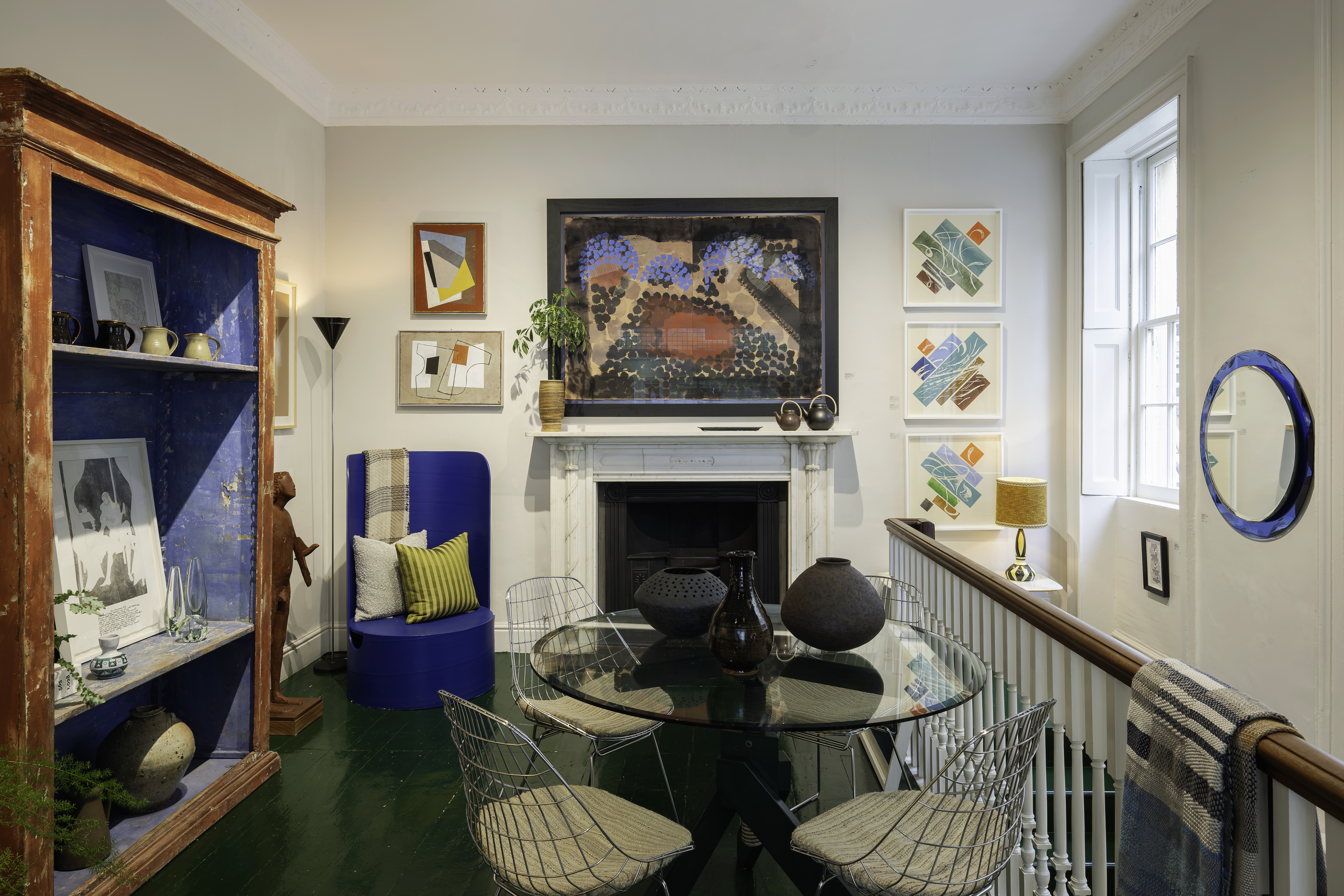 8 HOLLAND STREET: CLASSICS